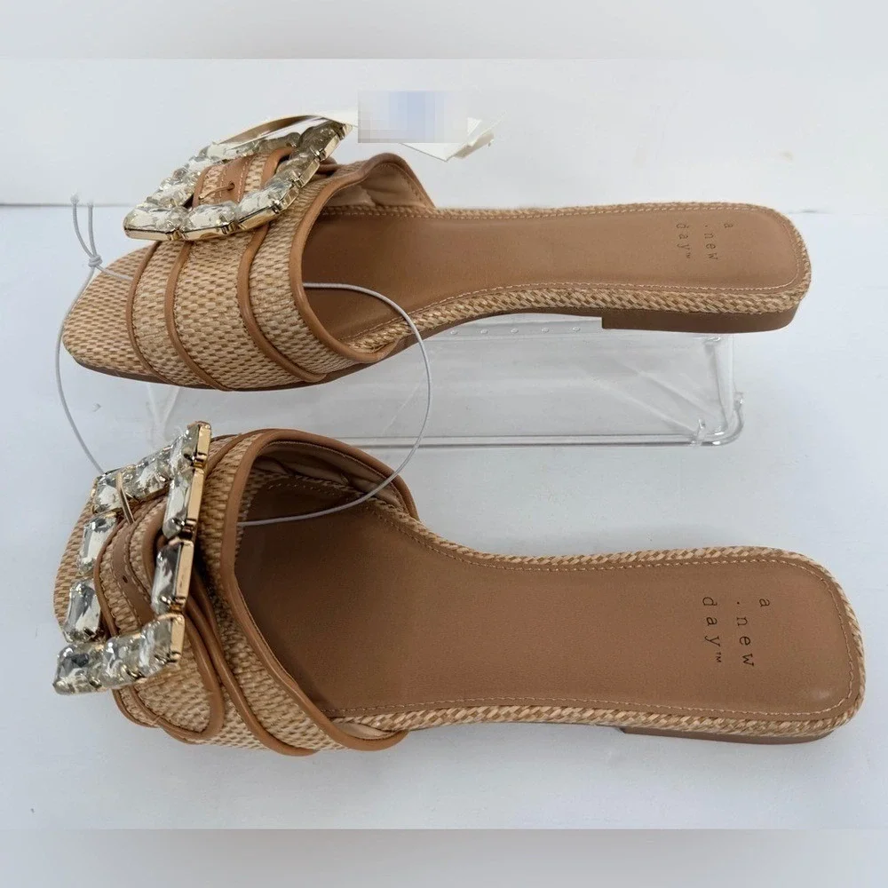 A New Day Kelsey Rhinestone Buckle Slide Sandals Beige Tan Size  8.5 NWT